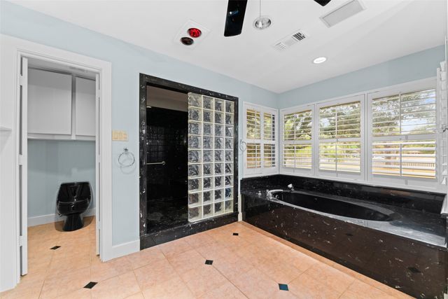 1115 S Greenstone Lane, Duncanville, TX 75137