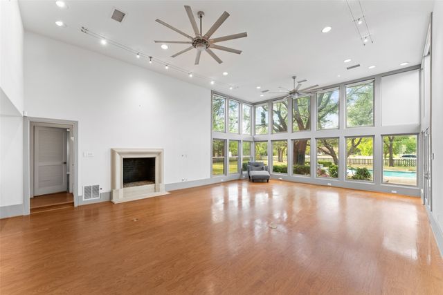 1115 S Greenstone Lane, Duncanville, TX 75137