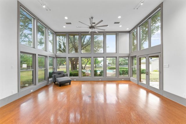 1115 S Greenstone Lane, Duncanville, TX 75137