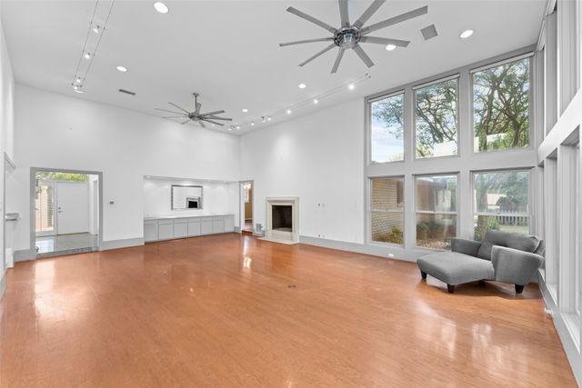1115 S Greenstone Lane, Duncanville, TX 75137