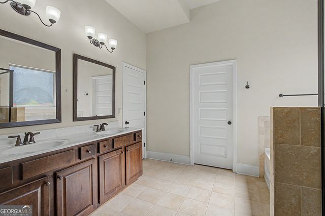 741 Stonebranch Drive, Loganville, GA 30052