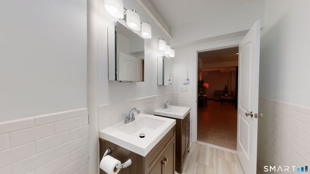 245 Whitney Avenue 1L, New Haven, CT 06511