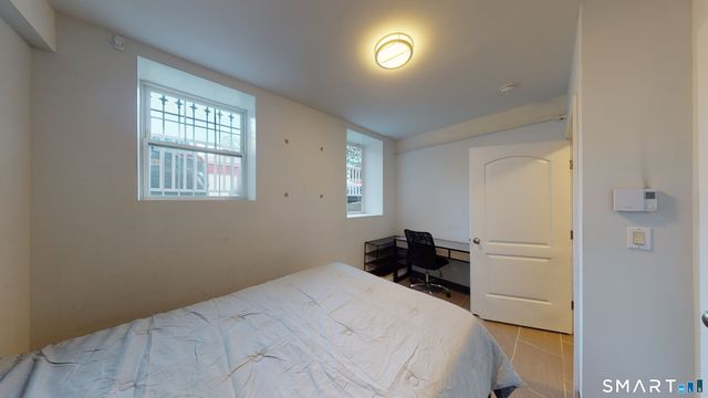 245 Whitney Avenue 1L, New Haven, CT 06511