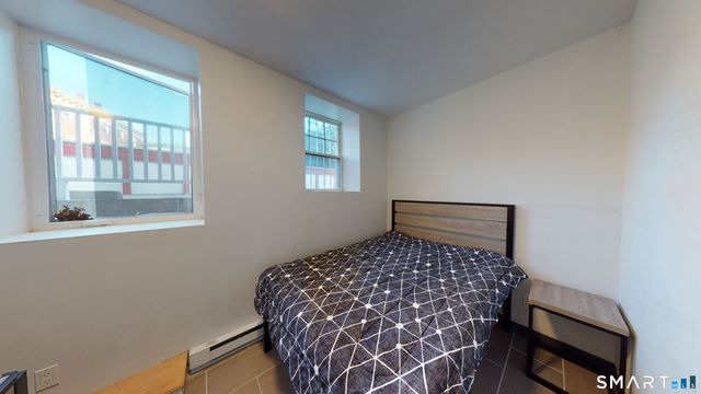 245 Whitney Avenue 1L, New Haven, CT 06511