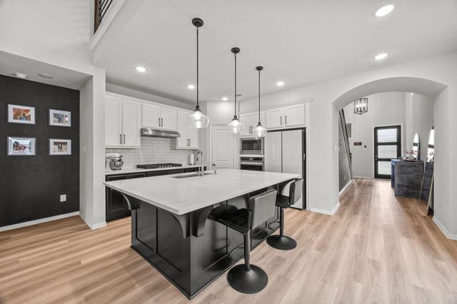 4011 Kinsey Street, Iowa Colony, TX 77583