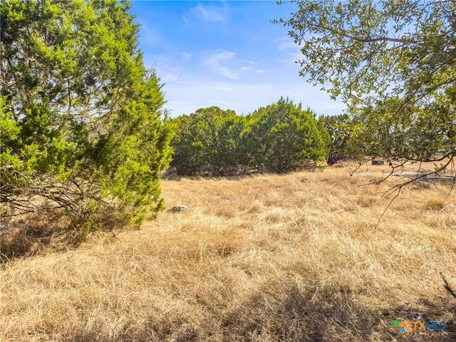 1046 Buckskin Trail, Bandera, TX 78003