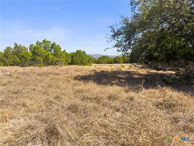 1046 Buckskin Trail, Bandera, TX 78003