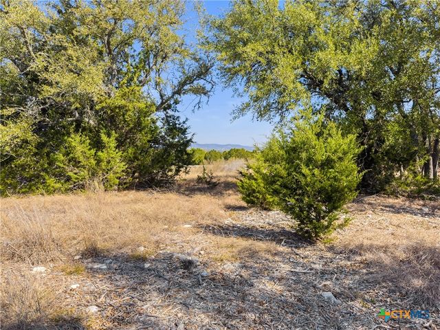 1046 Buckskin Trail, Bandera, TX 78003