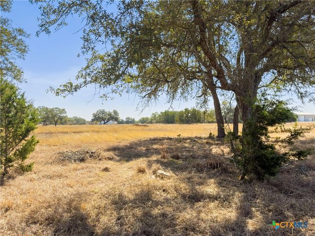 1046 Buckskin Trail, Bandera, TX 78003