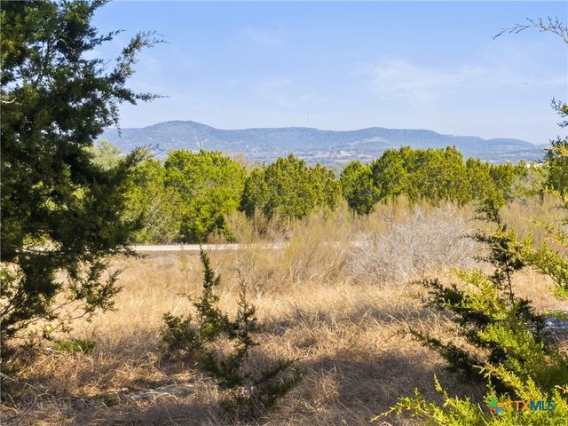 1046 Buckskin Trail, Bandera, TX 78003