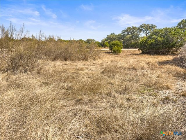 1046 Buckskin Trail, Bandera, TX 78003