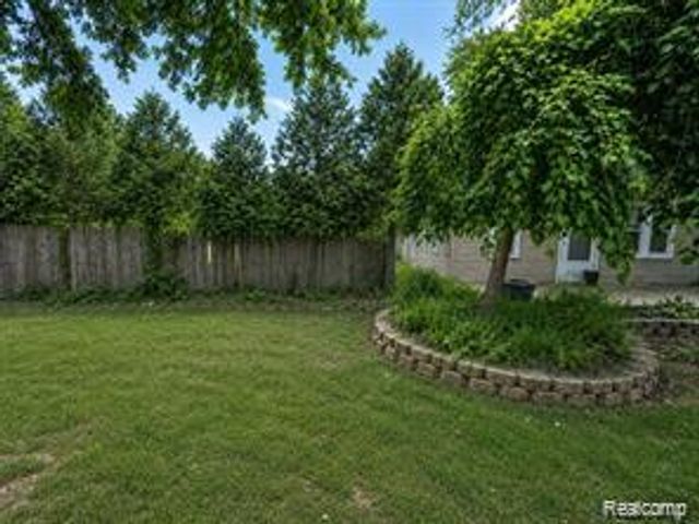 6851 Merriman Road, Romulus, MI 48174