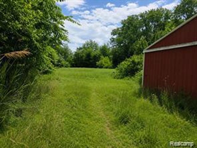 6851 Merriman Road, Romulus, MI 48174