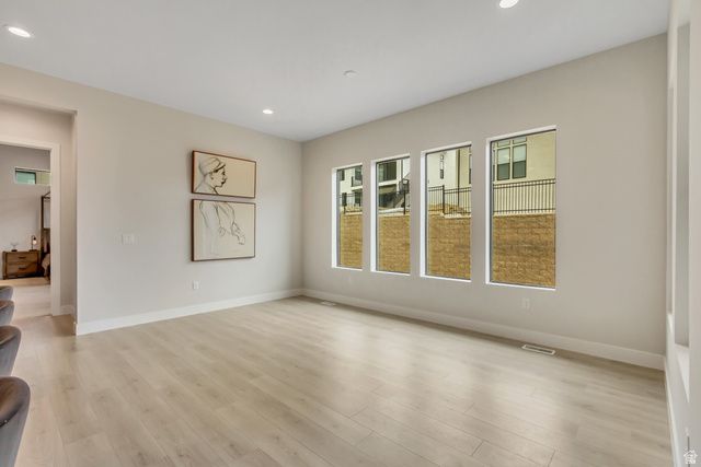 5866 N FOX CANYON RD, Lehi, UT 84048