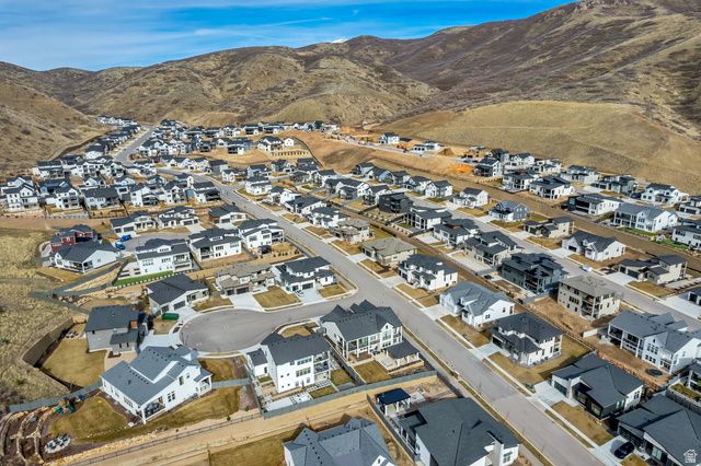 5866 N FOX CANYON RD, Lehi, UT 84048