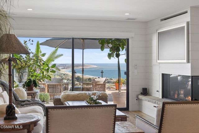 818 Caliente Lane, Ventura, CA 93001