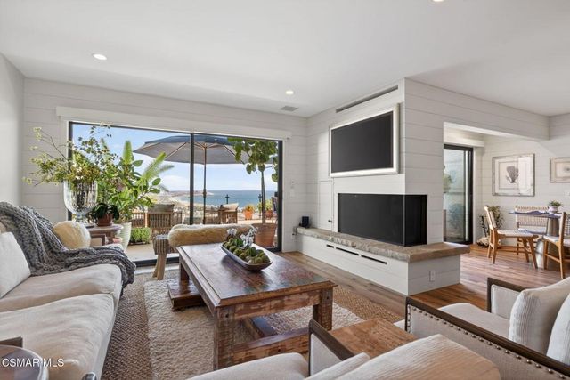 818 Caliente Lane, Ventura, CA 93001