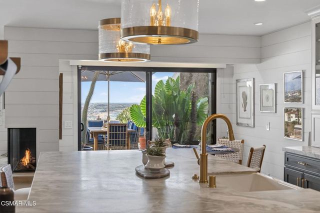 818 Caliente Lane, Ventura, CA 93001