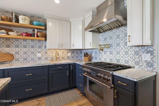 818 Caliente Lane, Ventura, CA 93001