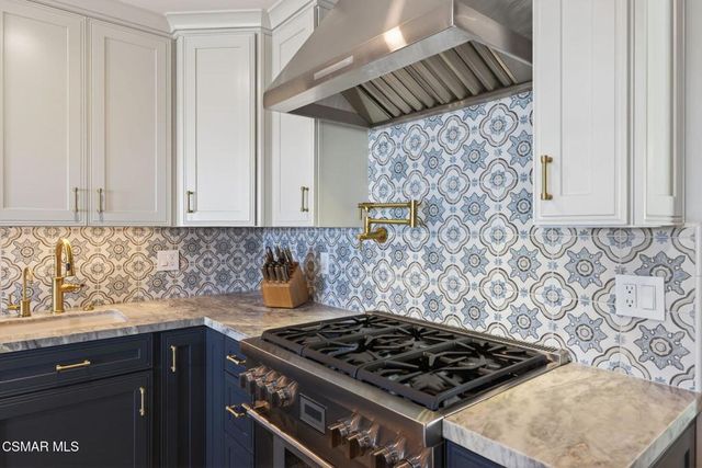 818 Caliente Lane, Ventura, CA 93001