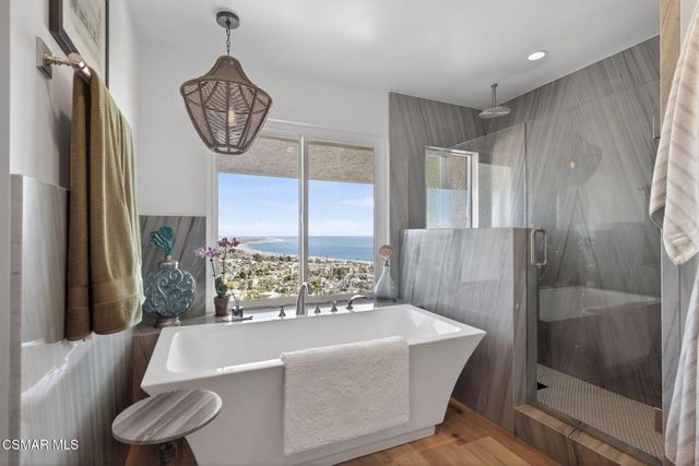 818 Caliente Lane, Ventura, CA 93001