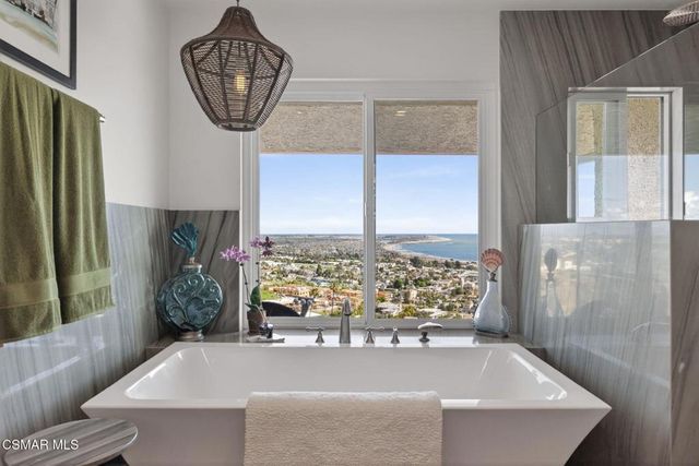 818 Caliente Lane, Ventura, CA 93001