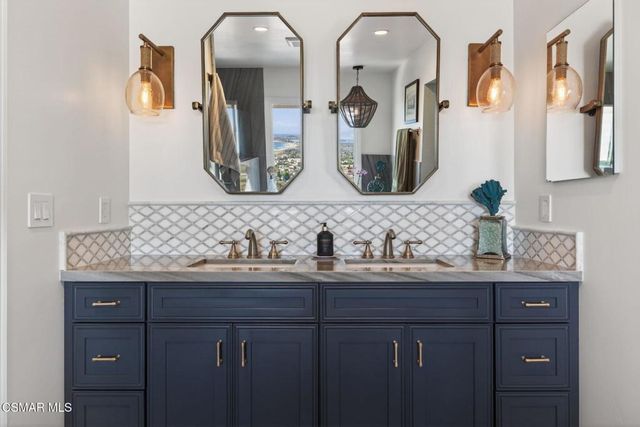 818 Caliente Lane, Ventura, CA 93001
