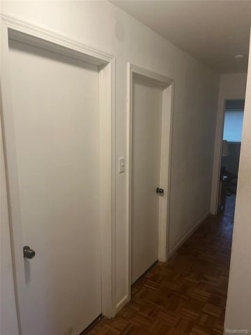 20934 Poinciana Street, Southfield, MI 48033