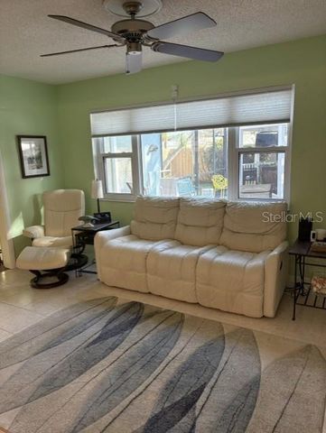3942 11TH AVENUE N, St Petersburg, FL 33713