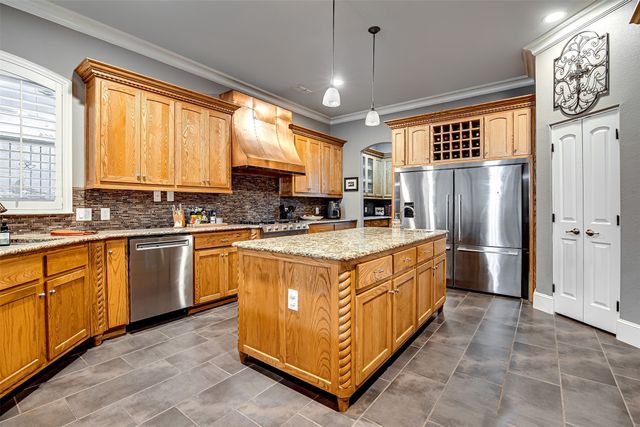 3001 Sunray Valley Court, Arlington, TX 76012