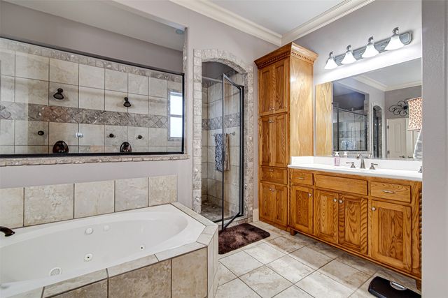 3001 Sunray Valley Court, Arlington, TX 76012