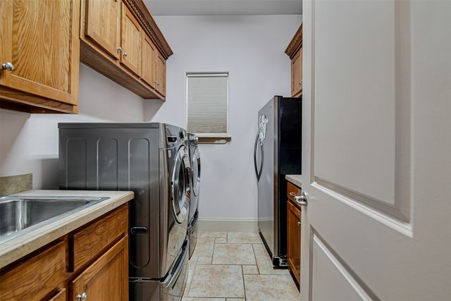 3001 Sunray Valley Court, Arlington, TX 76012