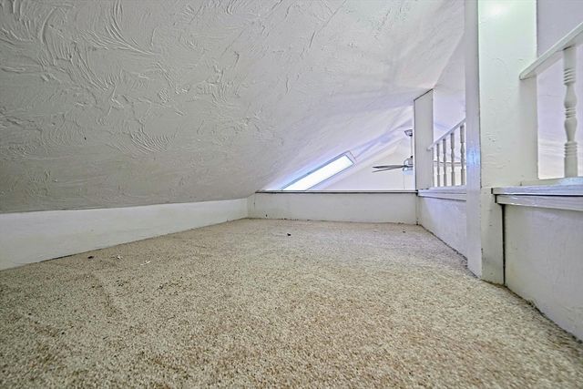 21 Hillside Rd, Plymouth, MA 02360