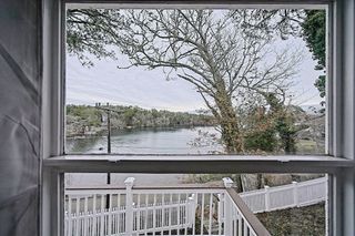 21 Hillside Rd, Plymouth, MA 02360
