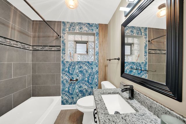 4805 S Kedvale Avenue, Chicago, IL 60632