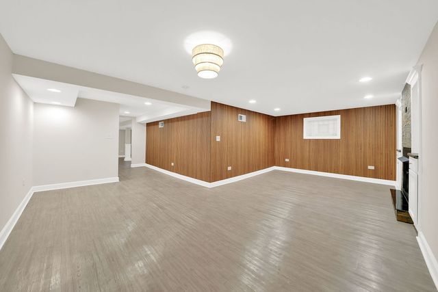 4805 S Kedvale Avenue, Chicago, IL 60632
