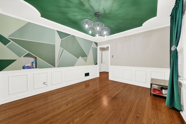 4805 S Kedvale Avenue, Chicago, IL 60632
