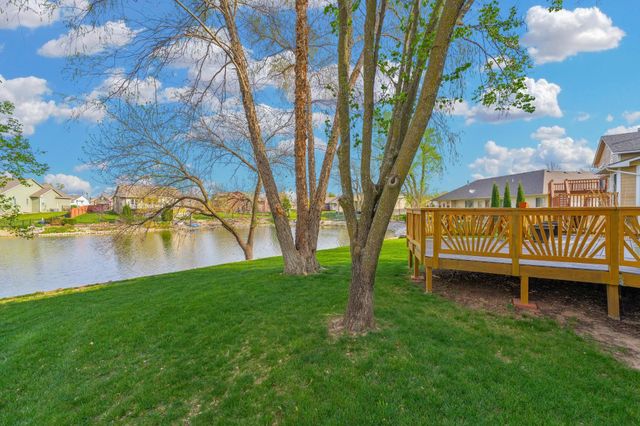 2124 E Countryview Dr, Derby, KS 67037
