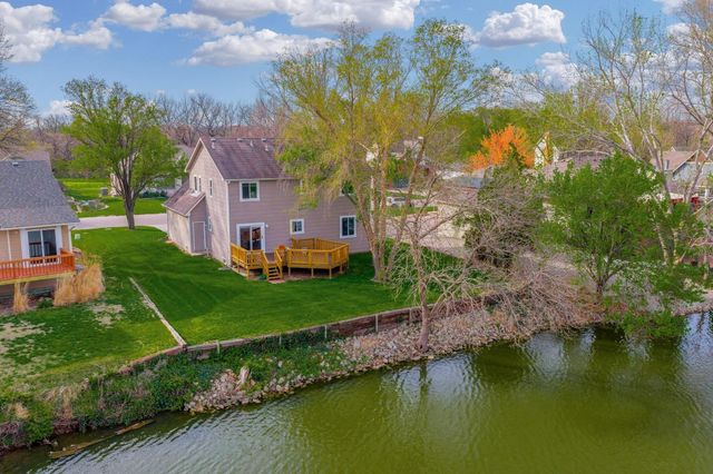 2124 E Countryview Dr, Derby, KS 67037