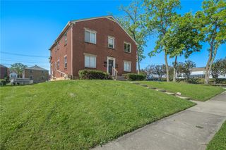 1588 Glenbeck Avenue A, Kettering, OH 45409