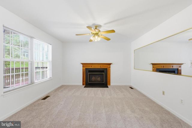 2004 CHITA CT, Temple Hills, MD 20748