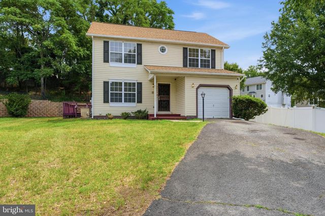 2004 CHITA CT, Temple Hills, MD 20748