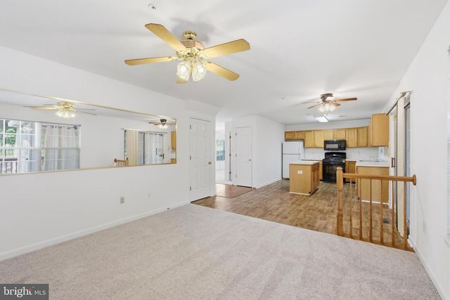 2004 CHITA CT, Temple Hills, MD 20748