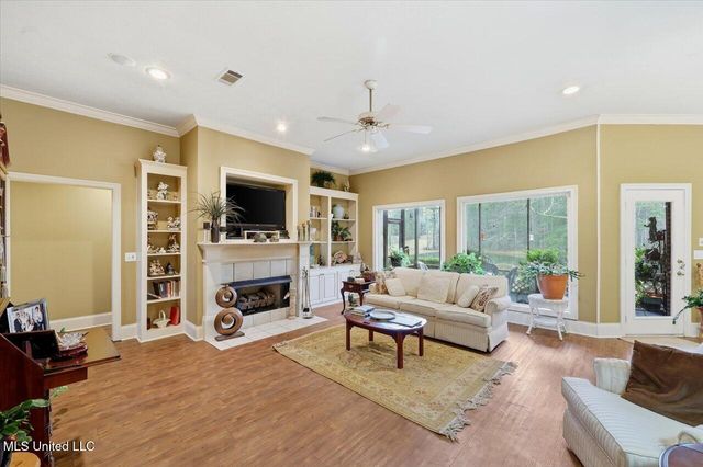 1407 Monterey Road, Florence, MS 39073