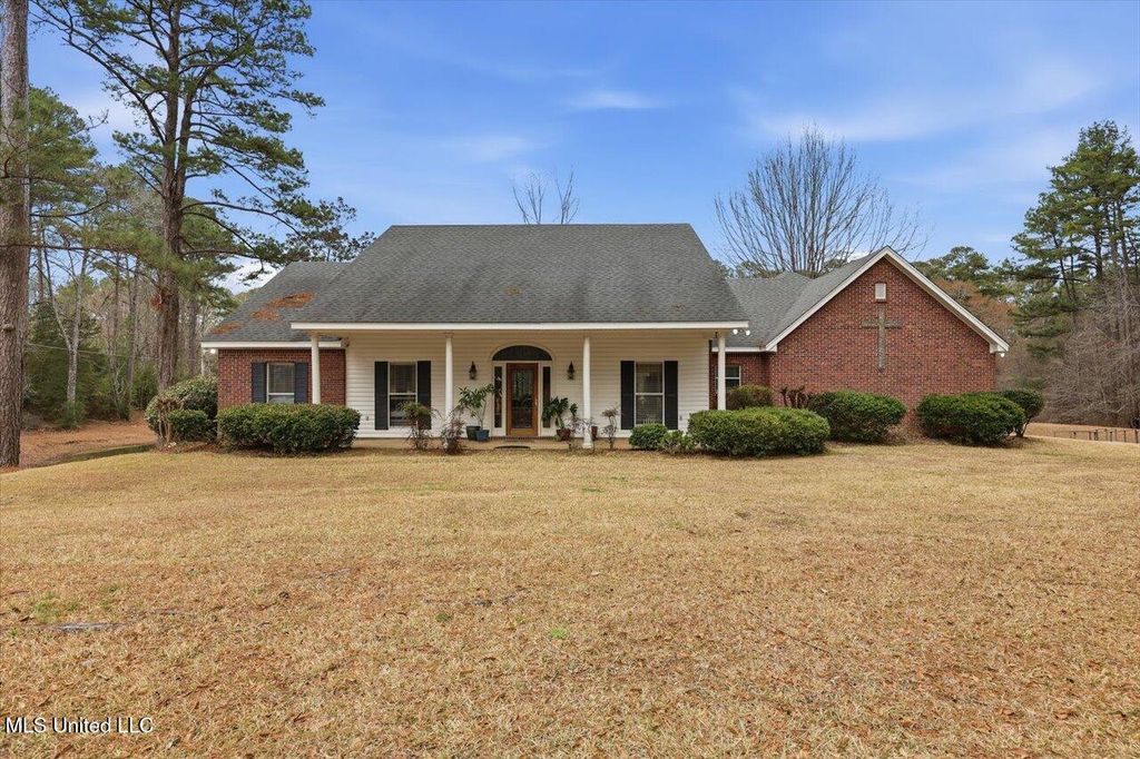 1407 Monterey Road, Florence, MS 39073
