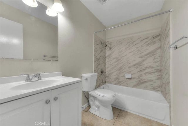 164 Lexington, Costa Mesa, CA 92626