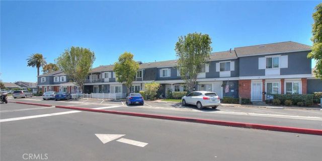 164 Lexington, Costa Mesa, CA 92626