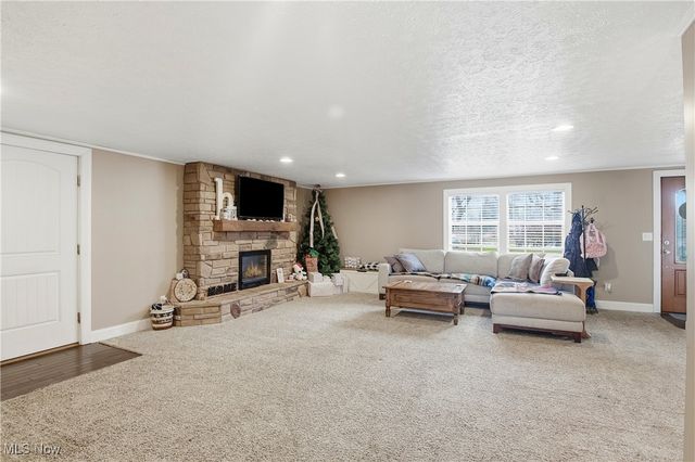 1790 Candlestick Drive, Zanesville, OH 43701