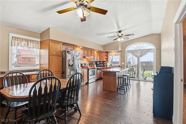 1790 Candlestick Drive, Zanesville, OH 43701