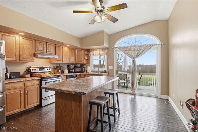 1790 Candlestick Drive, Zanesville, OH 43701